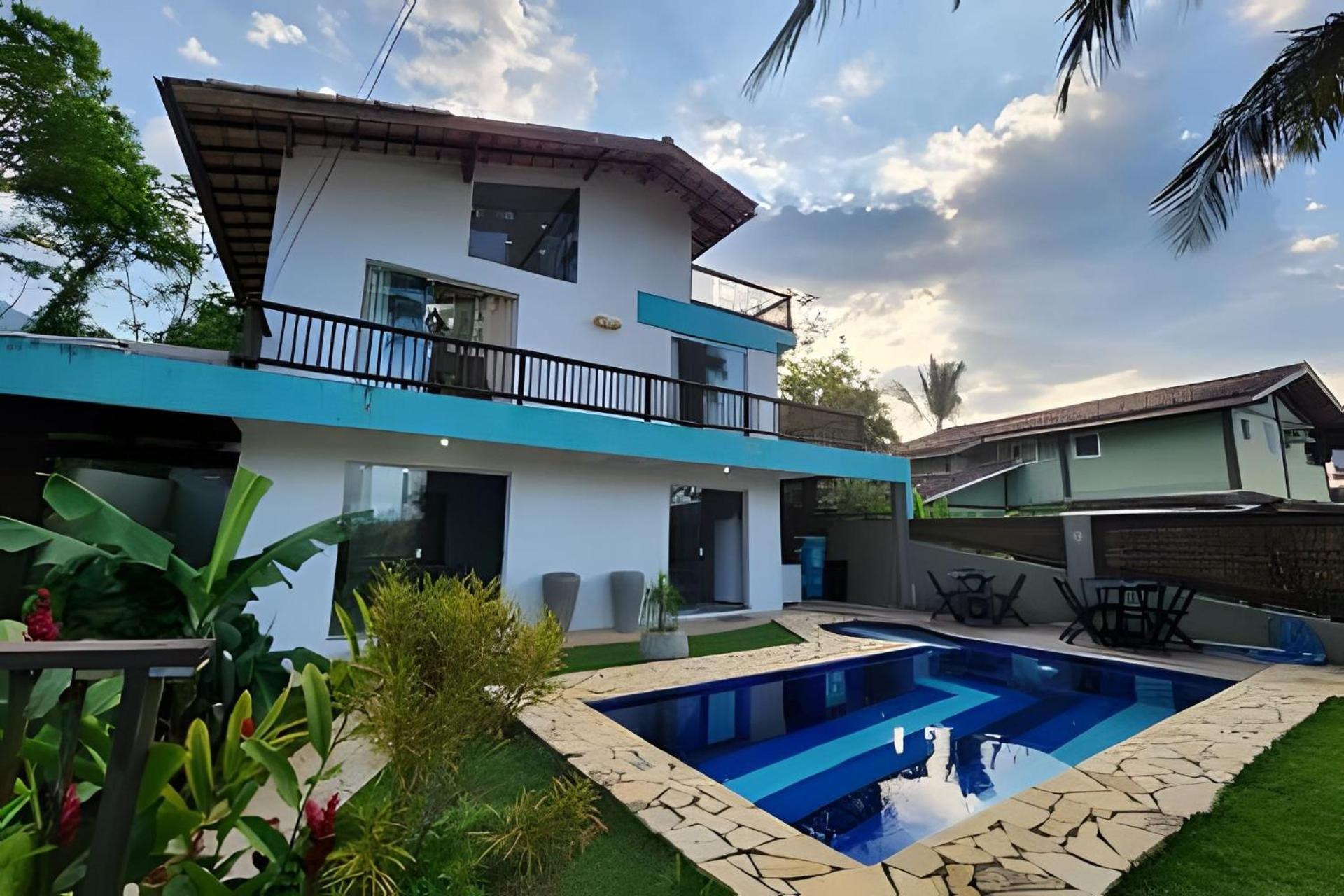 Bela Casa De 4 Suites Com Piscina E Vista - Curral Илябела Екстериор снимка